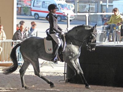 Jolanda Adelaar vince tra i murgesi.